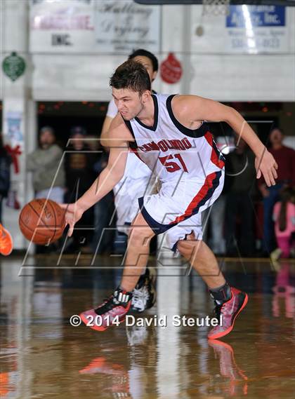 Thumbnail 3 in Cosumnes Oaks vs. Campolindo (Gridley Invitational) photogallery.