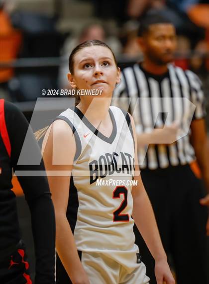 Thumbnail 3 in Gary vs Shelbyville (Bobcat Classic) photogallery.