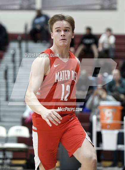Thumbnail 3 in Mater Dei vs. Mayfair (Rancho Mirage Holiday Invitational) photogallery.