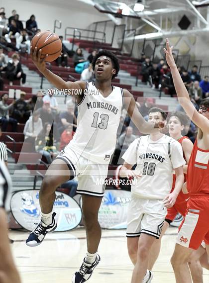 Thumbnail 1 in Mater Dei vs. Mayfair (Rancho Mirage Holiday Invitational) photogallery.