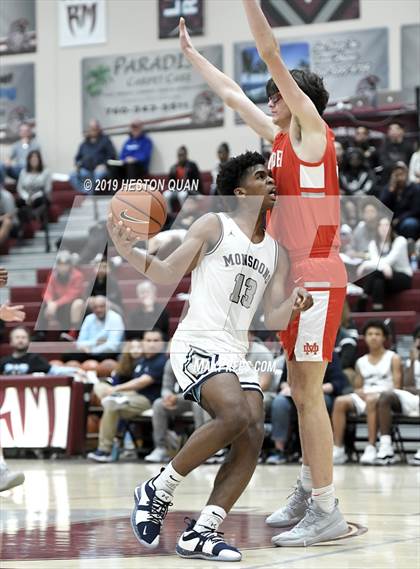 Thumbnail 3 in Mater Dei vs. Mayfair (Rancho Mirage Holiday Invitational) photogallery.