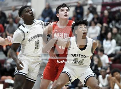 Thumbnail 1 in Mater Dei vs. Mayfair (Rancho Mirage Holiday Invitational) photogallery.