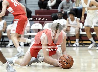 Thumbnail 3 in Mater Dei vs. Mayfair (Rancho Mirage Holiday Invitational) photogallery.