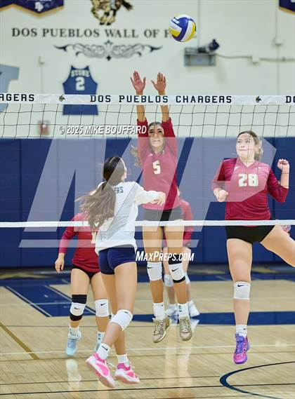 Thumbnail 2 in JV: Oxnard @ Dos Pueblos photogallery.