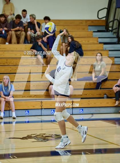 Thumbnail 3 in JV: Oxnard @ Dos Pueblos photogallery.