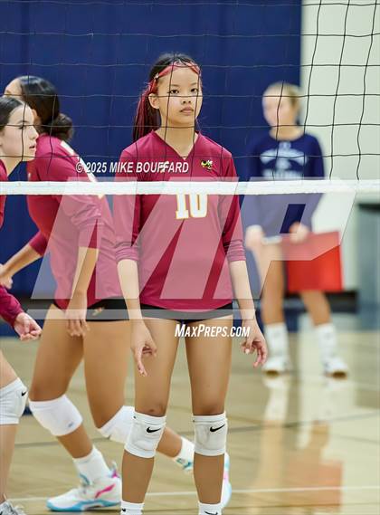 Thumbnail 2 in JV: Oxnard @ Dos Pueblos photogallery.