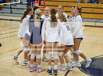 Thumbnail 2 in JV: Oxnard @ Dos Pueblos photogallery.