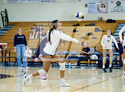 Thumbnail 2 in JV: Oxnard @ Dos Pueblos photogallery.