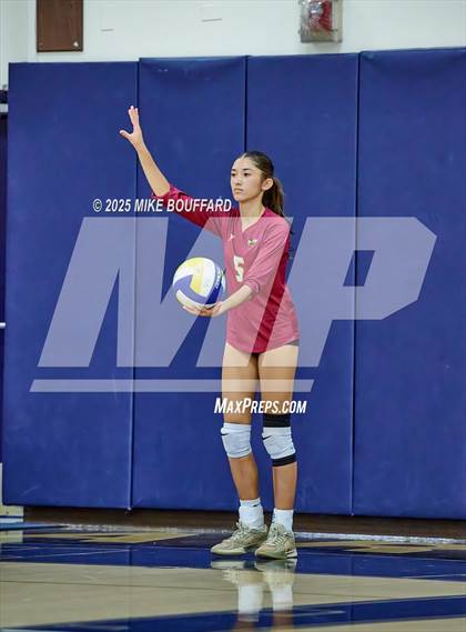 Thumbnail 1 in JV: Oxnard @ Dos Pueblos photogallery.