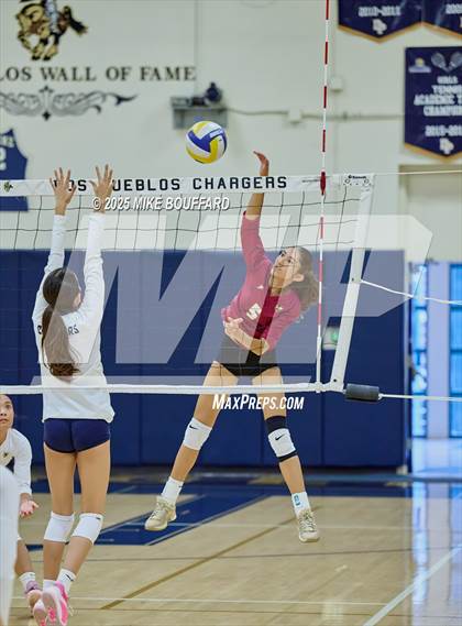 Thumbnail 3 in JV: Oxnard @ Dos Pueblos photogallery.