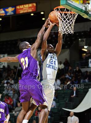 Thumbnail 2 in Trenton Catholic Academy vs Bishop Loughlin (Prime Time Shootout) photogallery.