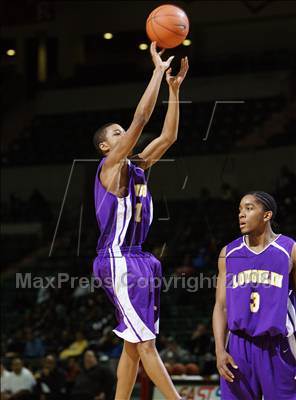Thumbnail 2 in Trenton Catholic Academy vs Bishop Loughlin (Prime Time Shootout) photogallery.