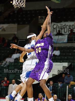 Thumbnail 3 in Trenton Catholic Academy vs Bishop Loughlin (Prime Time Shootout) photogallery.