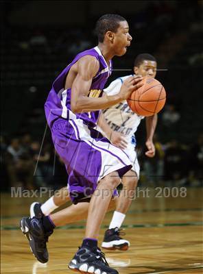 Thumbnail 3 in Trenton Catholic Academy vs Bishop Loughlin (Prime Time Shootout) photogallery.