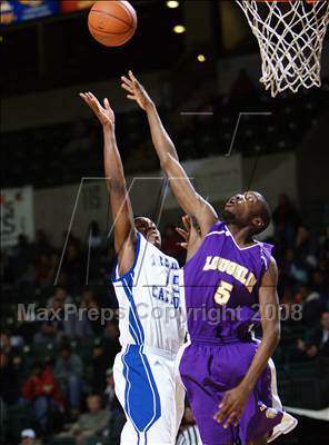 Thumbnail 2 in Trenton Catholic Academy vs Bishop Loughlin (Prime Time Shootout) photogallery.