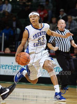 Thumbnail 2 in Trenton Catholic Academy vs Bishop Loughlin (Prime Time Shootout) photogallery.