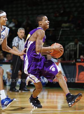 Thumbnail 1 in Trenton Catholic Academy vs Bishop Loughlin (Prime Time Shootout) photogallery.