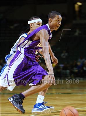 Thumbnail 2 in Trenton Catholic Academy vs Bishop Loughlin (Prime Time Shootout) photogallery.