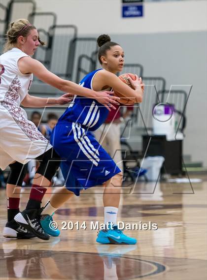 Thumbnail 3 in Cheyenne Mountain vs. Hinkley (Douglas County Tournament) photogallery.