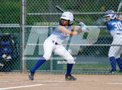 Thumbnail 2 in Union Catholic @ Summit photogallery.