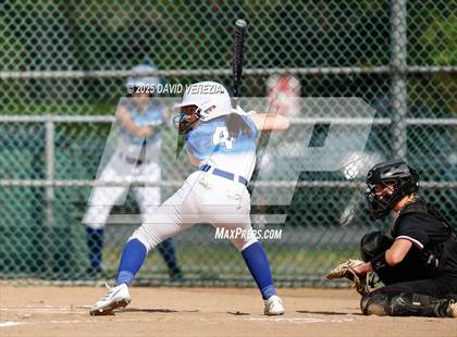 Thumbnail 2 in Union Catholic @ Summit photogallery.