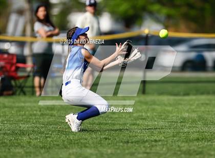 Thumbnail 2 in Union Catholic @ Summit photogallery.