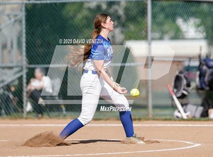 Thumbnail 3 in Union Catholic @ Summit photogallery.