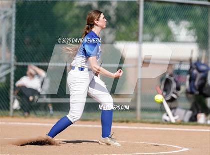 Thumbnail 2 in Union Catholic @ Summit photogallery.