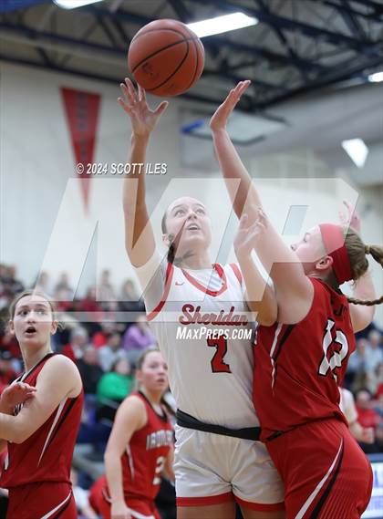 Thumbnail 2 in Jackson vs. Sheridan (OHSAA D2 District Semifinal) photogallery.