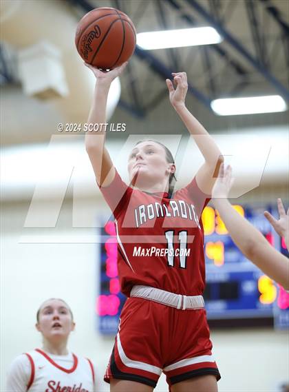 Thumbnail 1 in Jackson vs. Sheridan (OHSAA D2 District Semifinal) photogallery.