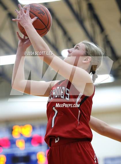 Thumbnail 1 in Jackson vs. Sheridan (OHSAA D2 District Semifinal) photogallery.
