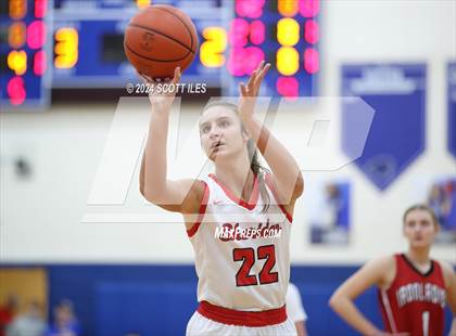 Thumbnail 3 in Jackson vs. Sheridan (OHSAA D2 District Semifinal) photogallery.