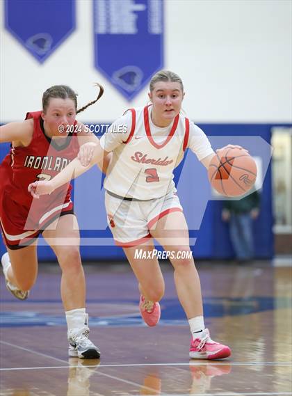 Thumbnail 2 in Jackson vs. Sheridan (OHSAA D2 District Semifinal) photogallery.
