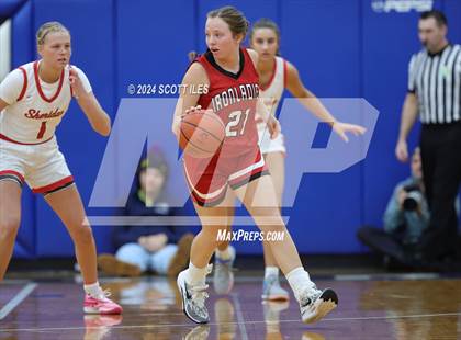 Thumbnail 2 in Jackson vs. Sheridan (OHSAA D2 District Semifinal) photogallery.
