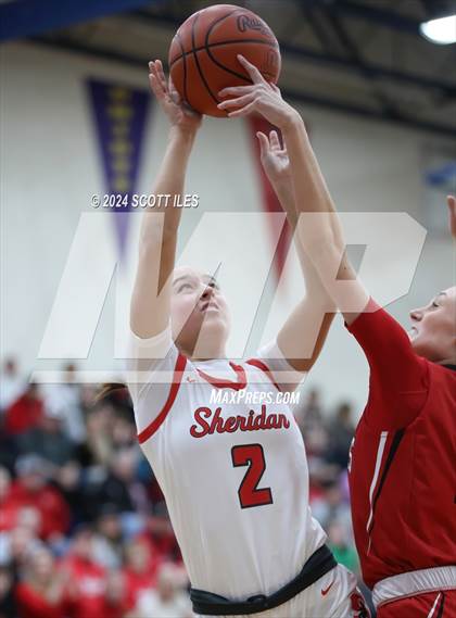 Thumbnail 2 in Jackson vs. Sheridan (OHSAA D2 District Semifinal) photogallery.