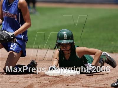 Thumbnail 1 in St. Patrick-St. Vincent vs St. Vincent (Section Class A Final) photogallery.