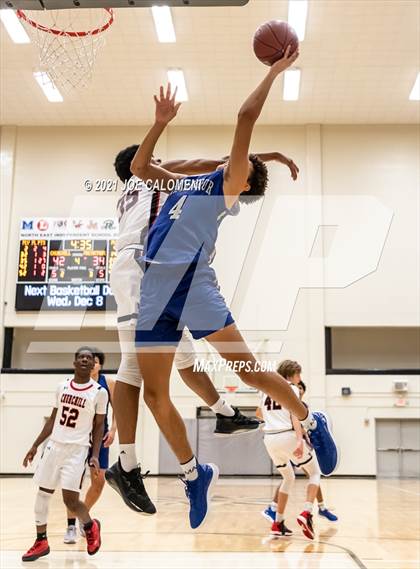 Thumbnail 3 in MacArthur [Douglas] vs Churchill photogallery.