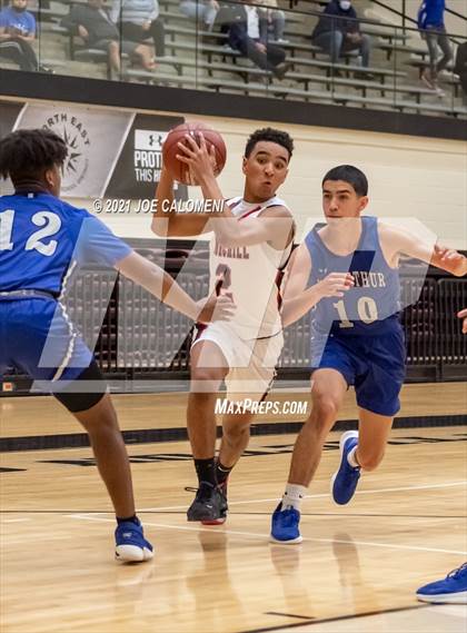 Thumbnail 3 in MacArthur [Douglas] vs Churchill photogallery.