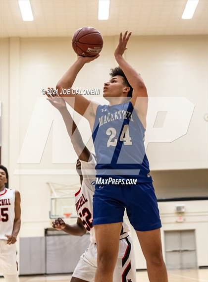 Thumbnail 3 in MacArthur [Douglas] vs Churchill photogallery.