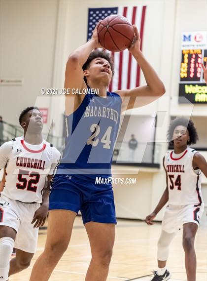 Thumbnail 1 in MacArthur [Douglas] vs Churchill photogallery.