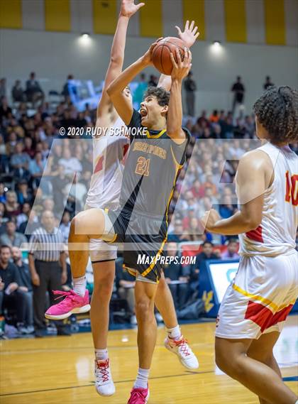 Thumbnail 3 in Torrey Pines vs. Cathedral Catholic (CIF SDS Open Division Finals} photogallery.