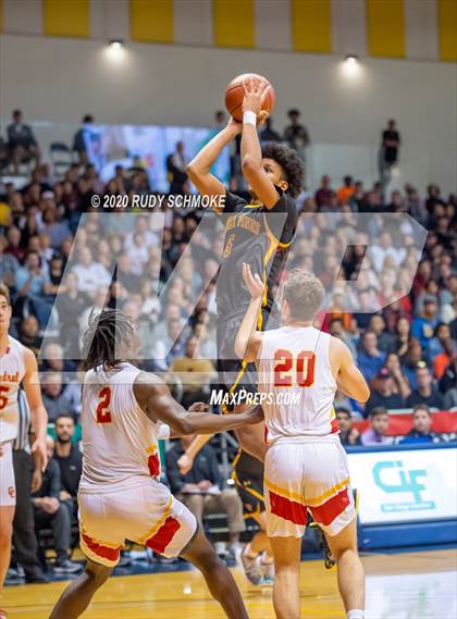 Thumbnail 3 in Torrey Pines vs. Cathedral Catholic (CIF SDS Open Division Finals} photogallery.