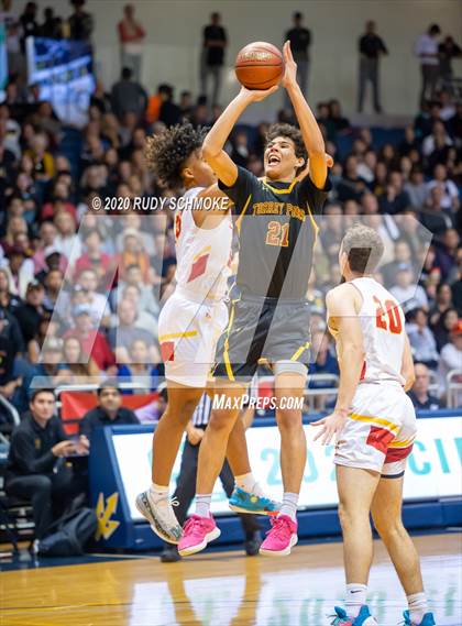 Thumbnail 1 in Torrey Pines vs. Cathedral Catholic (CIF SDS Open Division Finals} photogallery.