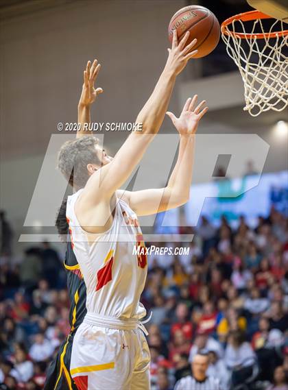 Thumbnail 3 in Torrey Pines vs. Cathedral Catholic (CIF SDS Open Division Finals} photogallery.
