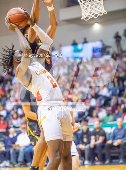 Thumbnail 2 in Torrey Pines vs. Cathedral Catholic (CIF SDS Open Division Finals} photogallery.