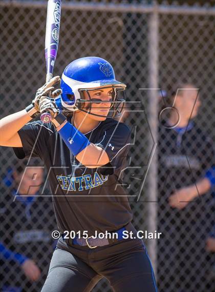 Thumbnail 3 in Wilson Central vs. Buckhorn (Bob Jones Invitational) photogallery.