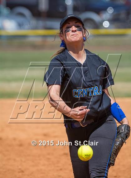 Thumbnail 1 in Wilson Central vs. Buckhorn (Bob Jones Invitational) photogallery.