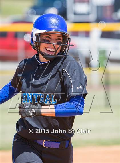 Thumbnail 2 in Wilson Central vs. Buckhorn (Bob Jones Invitational) photogallery.
