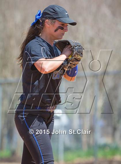 Thumbnail 3 in Wilson Central vs. Buckhorn (Bob Jones Invitational) photogallery.