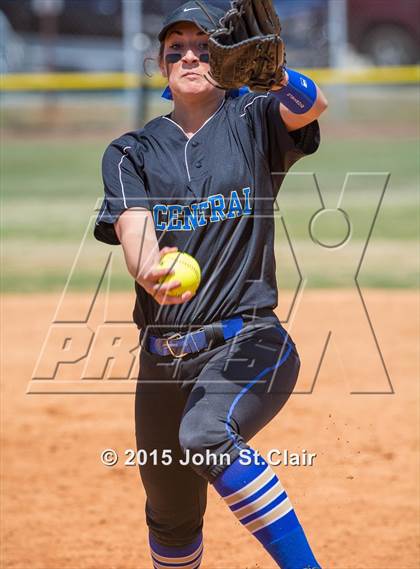 Thumbnail 3 in Wilson Central vs. Buckhorn (Bob Jones Invitational) photogallery.